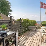 Daike - 25m From The Sea By Interhome